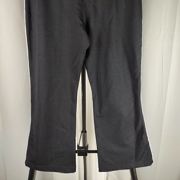 Reebok Black Jogging/Track Pants With White Stripe On The Side. Size Small (NWT) - Picture 5 of 10